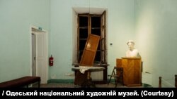 Основна колекція музею захована та перебуває в безпечному місці.