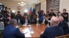Foto nga bisedimet mes përfaqësuesve të rajonit të Nagorno-Karabakut dhe qeverisë së Azerbajxhanit