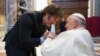 Frente-a-frente do Presidente da Argentina e Papa Francisco 