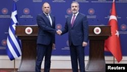 Dışişleri Bakanı Hakan Fidan, Yunanistan Dışişleri Bakanı Yorgos Yerapetritis ile görüştü.