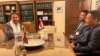 སྲིད་སྐྱོང་སྤེན་པ་ཚེ་རིང་མཆོག་གིས་ཁེ་ན་ཊའི་ཆབ་སྲིད་མི་སྣ་ཁག་དང་མཇལ་མོལ་གནང་པ། 