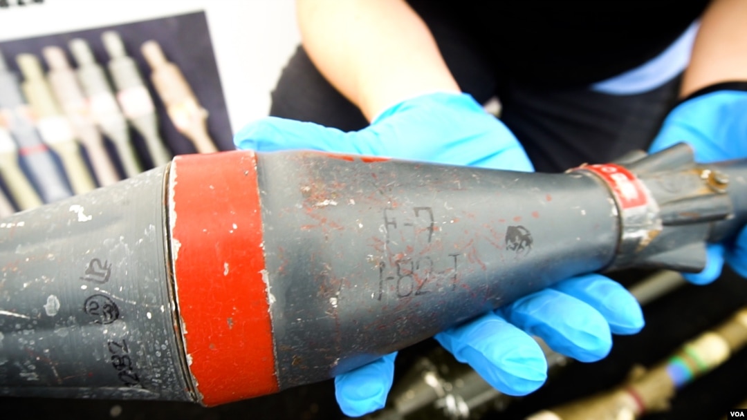 FILE - A North Korean-made F-7 rocket-propelled grenade with a distinctive red stripe is seen at a facility in Tzrifin, Israel, Dec. 28, 2023. New photos show weapons etched with Korean characters retrieved in Israeli-Hamas conflict. (Sanghoon Lee/VOA Korean)