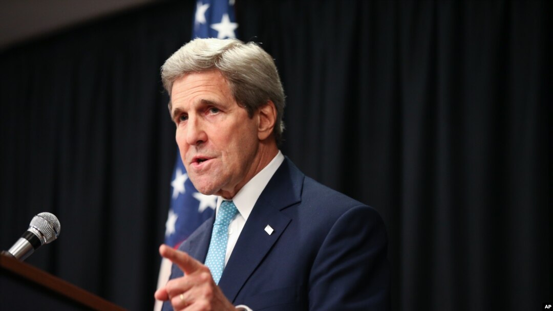 U.S. Secretary of State John Kerry speaks at a news conference at the Nairobi Sankara Hotel, May 4, 2015, in Nairobi, Kenya.