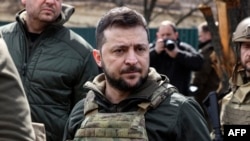 "Після закінчення бойових дій президент Зеленський зіткнеться з важкими питаннями щодо неспроможності підготуватись до війни перед повномасштабним вторгненням", - йдеться у статті Financial Times.