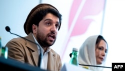 Tolibonga qarshi kurashayotgan kuchlar lideri Ahmad Mas'ud va ayollar huquqlari uchun ter to'kayotgan Aliya Yilmaz, Vena, Avstriya, 16-sentabr, 2022 