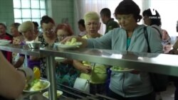 Як волонтери налагоджують постійне харчування в Бородянці. Відео