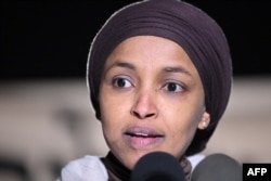 Vakillar palatasi a'zosi Ilhan Umar Rossiya dezinformatsiyasida manba sifatida qayd etiladigan amerikalik siyosatchilardan