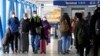 US Officials Ask AT&T, Verizon to Delay 5G Wireless Near Certain Airports
