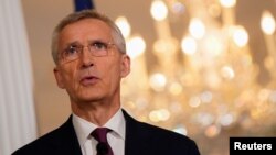 Генсек НАТО Єнс Столтенберг під час пресконференції з держсекретарем США Ентоні Блінкеном 18-го червня 2024 р. у Вашингтоні. Фото: Reuters/Elizabeth Frantz