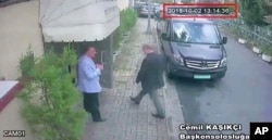 Konsullik tashqarisidagi videokamerada jurnalistning binoga kirib ketayotgani aks etgan surat, Istanbul, Turkiya, 2-oktabr, 2018-yil.