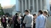 Crowd in front of the U.S. Supreme Court building