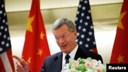 前美驻华大使博卡斯