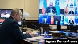 Rossiya yetakchiligidagi Kollektiv Xavfsizlik Shartnomasi Tashkiloti 10-yanvar kuni virtual majlis o'tkazib, Qozog'istondagi vaziyatni muhokama qildi. Armaniston, Qozog'iston, Qirg'iziston, Tojikiston, Belarus va Rossiya a'zo. 