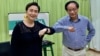 民主党前主席刘慧卿与港区人大代表叶国谦在网台节目，讨论北京修改香港选举制度，以及建制派之间的内部竞争等问题 （美国之音/汤惠芸）