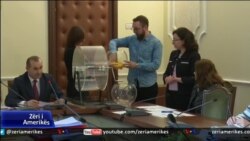 Tiranë, shorti i tretë për KLGJ dhe KLP