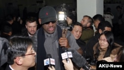 AQSh sobiq basketbolchisi Denis Rodman Shimoliy Koreyada, 26-fevral, 2013-yil.