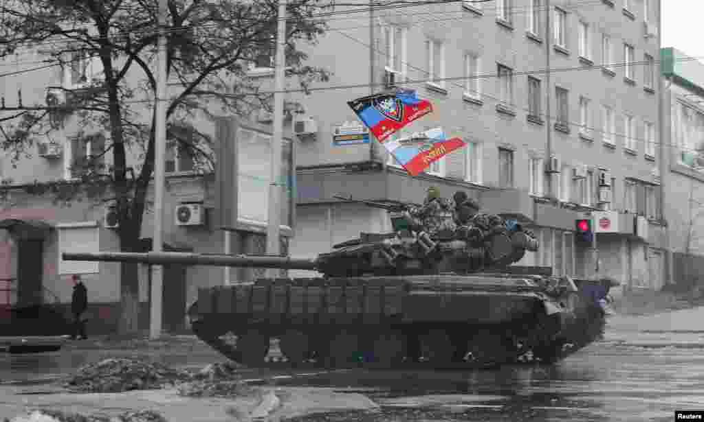 Rossiyaparast kuchlar, Donetsk
