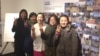 북한인권법 통과를 위한 모임, NANK가 주최하는 북한인권법 제정을 위한 100일 캠페인 사진전이 오는 15일까지 인사동 통인갤러리에서 진행된다. NANK 스탭들이 사진전에서 포즈를 취하고 있다. 왼쪽 세번째가 NANK의 인지연 대표. 사진 제공= NANK.