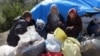 Suriyaliklar Turkiya chegarasiga oqib kelishda davom etmoqda