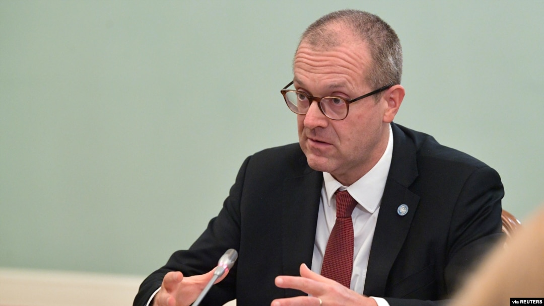 At a virtual news conference Feb 25, 2021, WHO’s Europeandirector Hans Kluge released a policy brief that documents how different countries in the region have responded to patients who suffer long-term COVID-19 symptoms. 