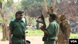 Antigos militares da Renamo (J. Jackson/VOA) 