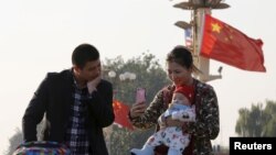 中国废除了执行几十年的一胎化政策从2016年开始允许生两胎。