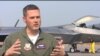 미국의 스텔스 전투기 F-22 2대가 성남 서울공항에서 20~25일 열리는 '서울 국제 항공우주 및 방위산업 전시회'(서울 ADEX)에 참가힌 가운데, 19일 시범 비행을 펼쳤다.