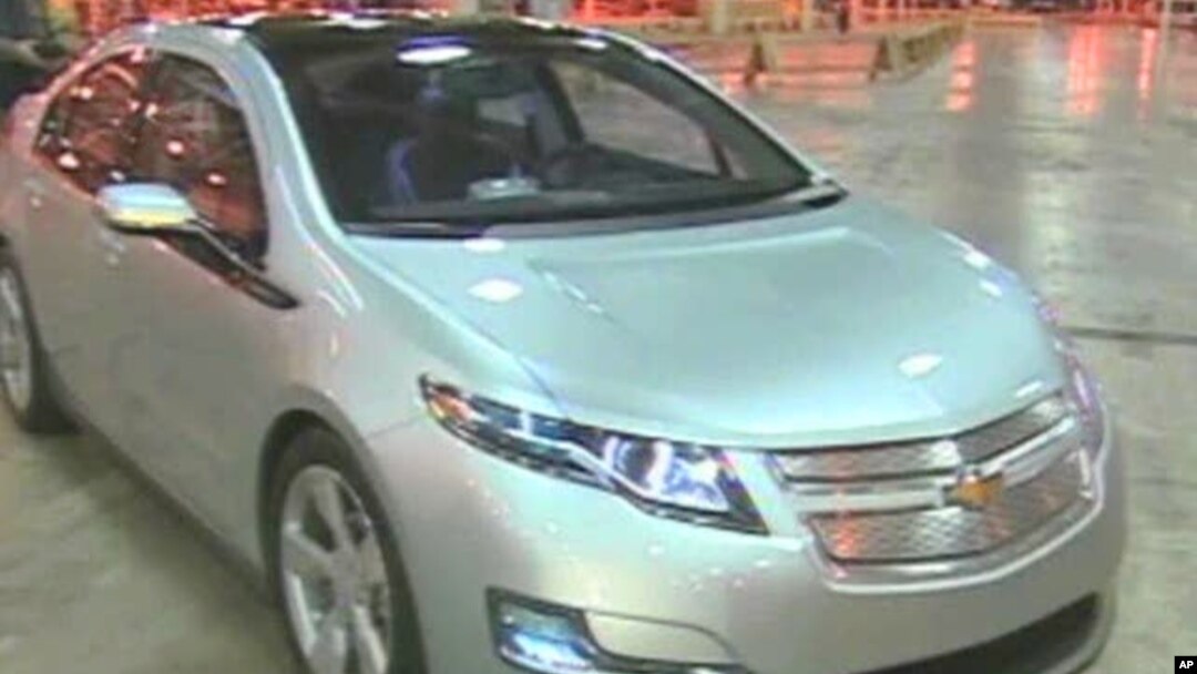 The new gasoline/electric hybrid Chevrolet Volt