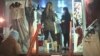 The fashion truck trend is gaining popularity in cities across the country, including Los Angeles. (VOA / E. Lee)
