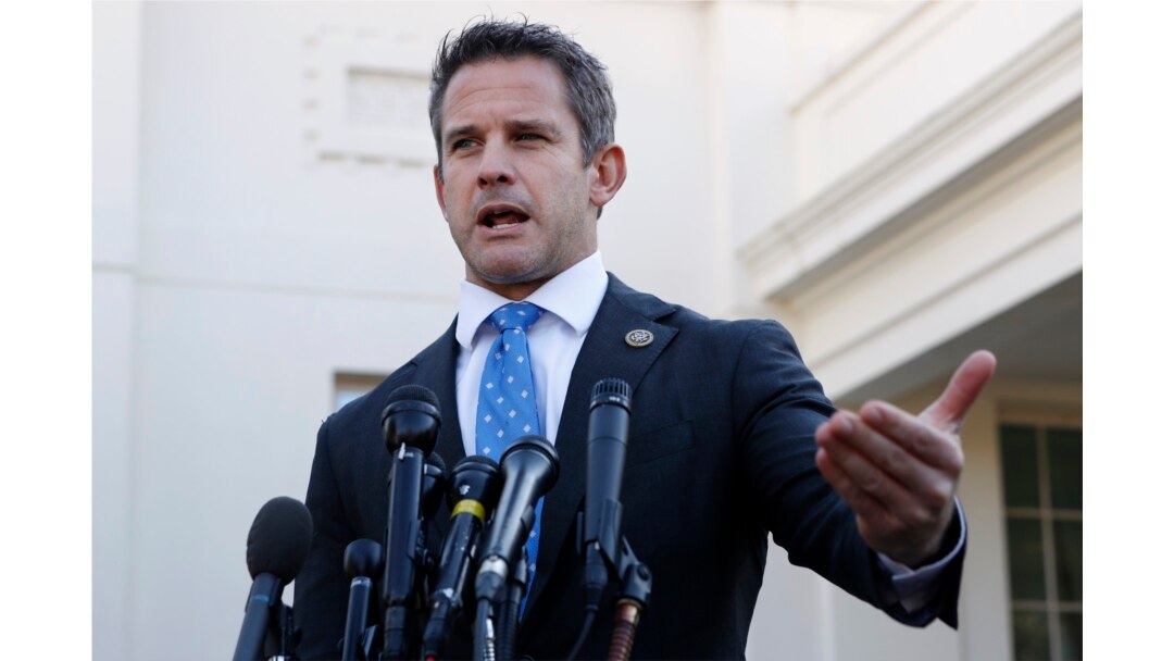 Illinois eyaletinden Cumhuriyetçi Partili Temsilciler Meclisi Üyesi Adam Kinzinger
