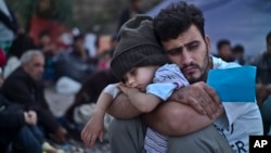Suriyalik qochqinlar. Gretsiyaning Lesbos oroli. 4-oktabr 2015-yil