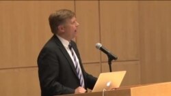 Автор "перезавантаження" пояснює що Путіна цікавить в Україні. Відео
