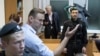 Jailed Kremlin Critic Calls on Russians to Protest on Putin's Birthday
