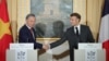 Chủ tịch nước Việt Nam Tô Lâm và Tổng thống Pháp Emmanuel Macron tại buổi họp báo ở Điện Élysée