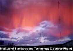 The long-wave antenna for WWVB, which transmits a 60 kilohertz signal allowing clocks and watches to be automatically set to the correct time within a few hundredths of a second.