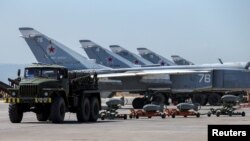 Rossiya habriy uchoqlari Suriyaning Hmeymim aviabazasida