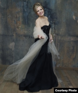 Opera Diva Renee Fleming (Decca/Andrew Eccles)