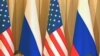 US President Barack Obama (l) and Russian President Dmitry Medvedev (file photo)