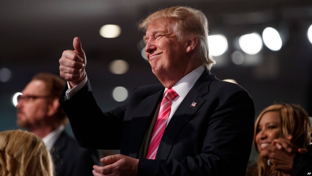 Donald Trump yana kamfen yana tsorata mutane