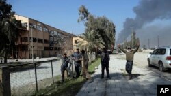 Iroq harbiylari Amerika qo'llab-quvvatlovida Musul shahridagi asosiy aeroport va harbiy bazani qo'lga olgan.