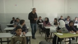 Former Palestinian Prisoner Teaches Hebrew