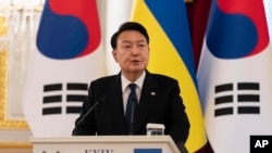 ལྷོ་ཀོ་རི་ཡའི་སྲིད་འཛིན་ ཡཱོན་ཟོག་ཡའུ།