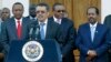 Kenya's President Uhuru Kenyatta (L), Ethiopian Prime Minister, Hailemariam Desalegn (MR), and Somalian President, Hassan Sheikh Mohamud (R), after the (IGAD) meeting on the situation on South Sudan, Dec. 27, 2013.