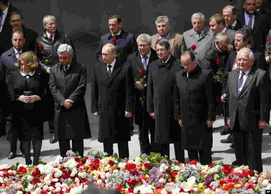 Armenia's President Sarkisian, Russian President Putin, Cypriot President Anastasiadis, French President Francois Hollande attend a memorial service in Yerevan, Armenia, April 24, 2015.